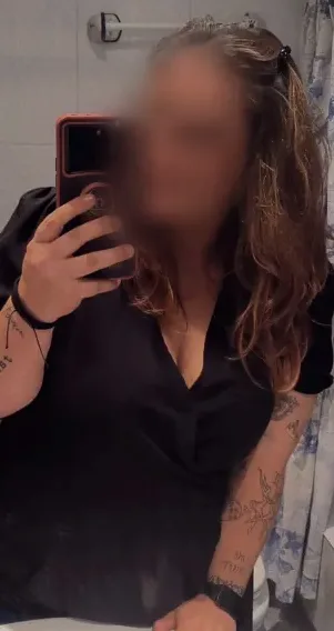 Greta, 35