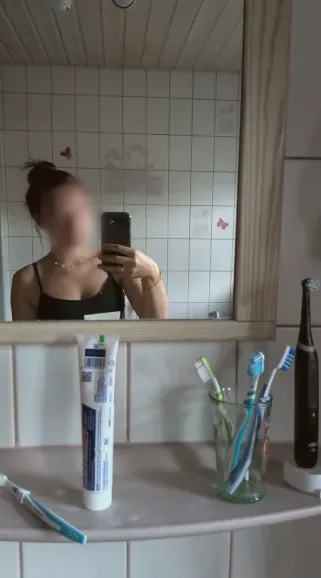 Lena, 18
