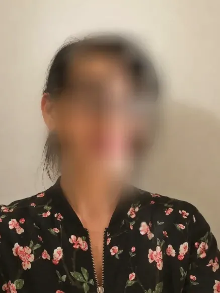 Melanie, 39