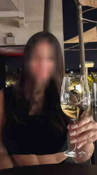 Sarah, 40